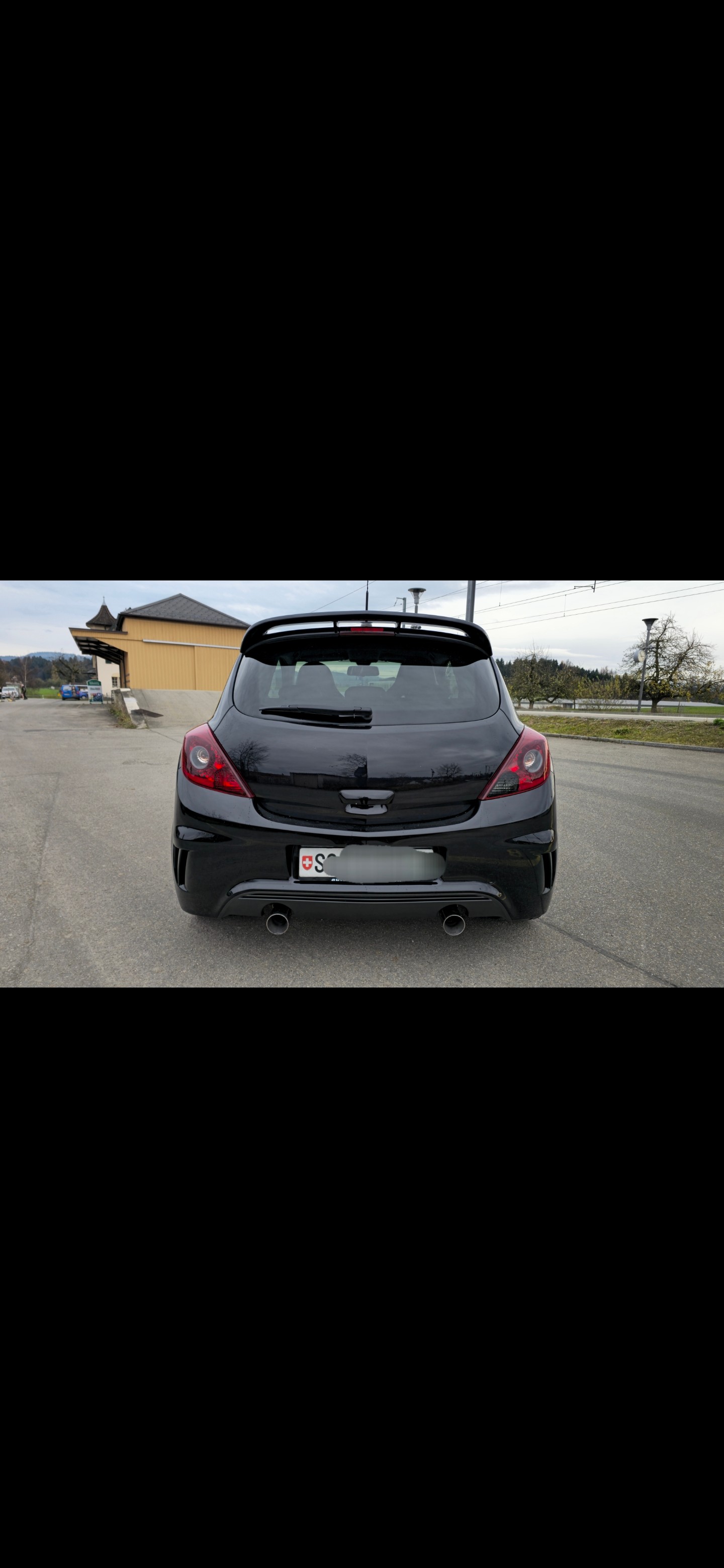 OPEL Corsa 1.6 Turbo OPC Nürburgring Edition-image-3