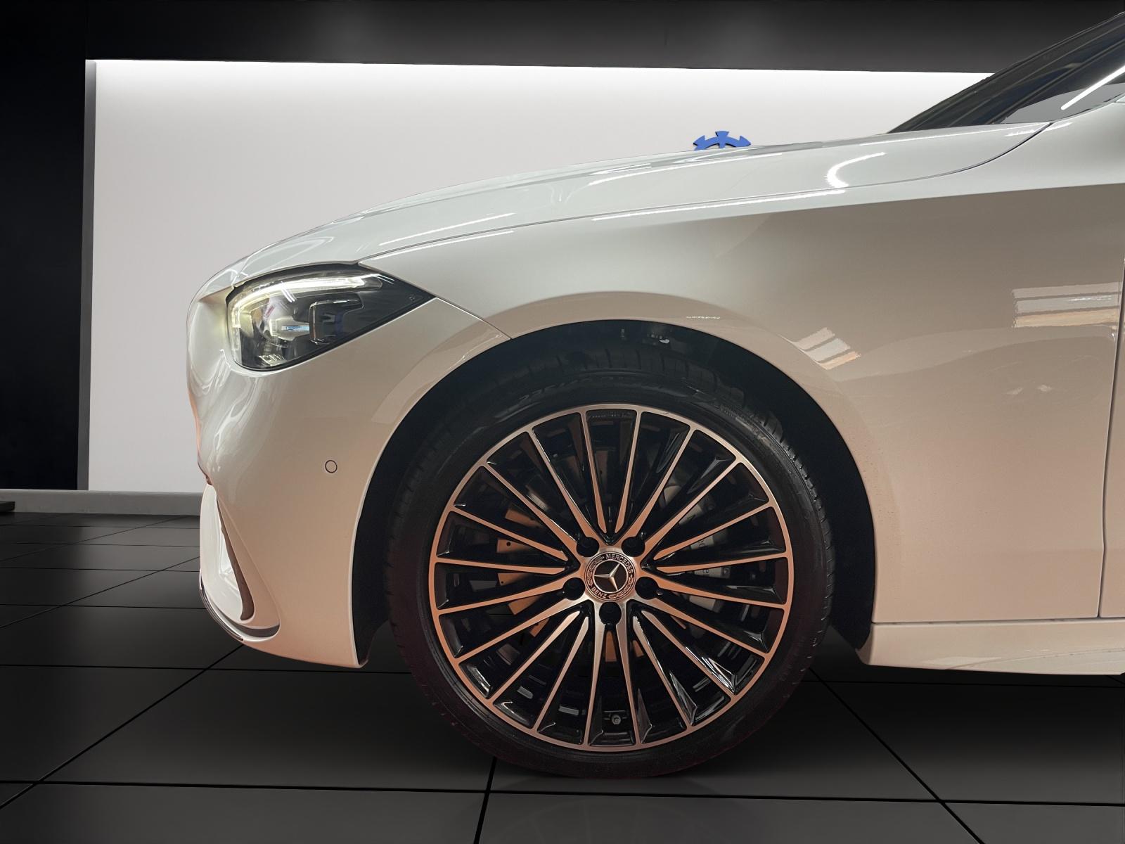 MERCEDES-BENZ C 220 d 4MATIC Swiss Star T-Modell AMG Line-image-9