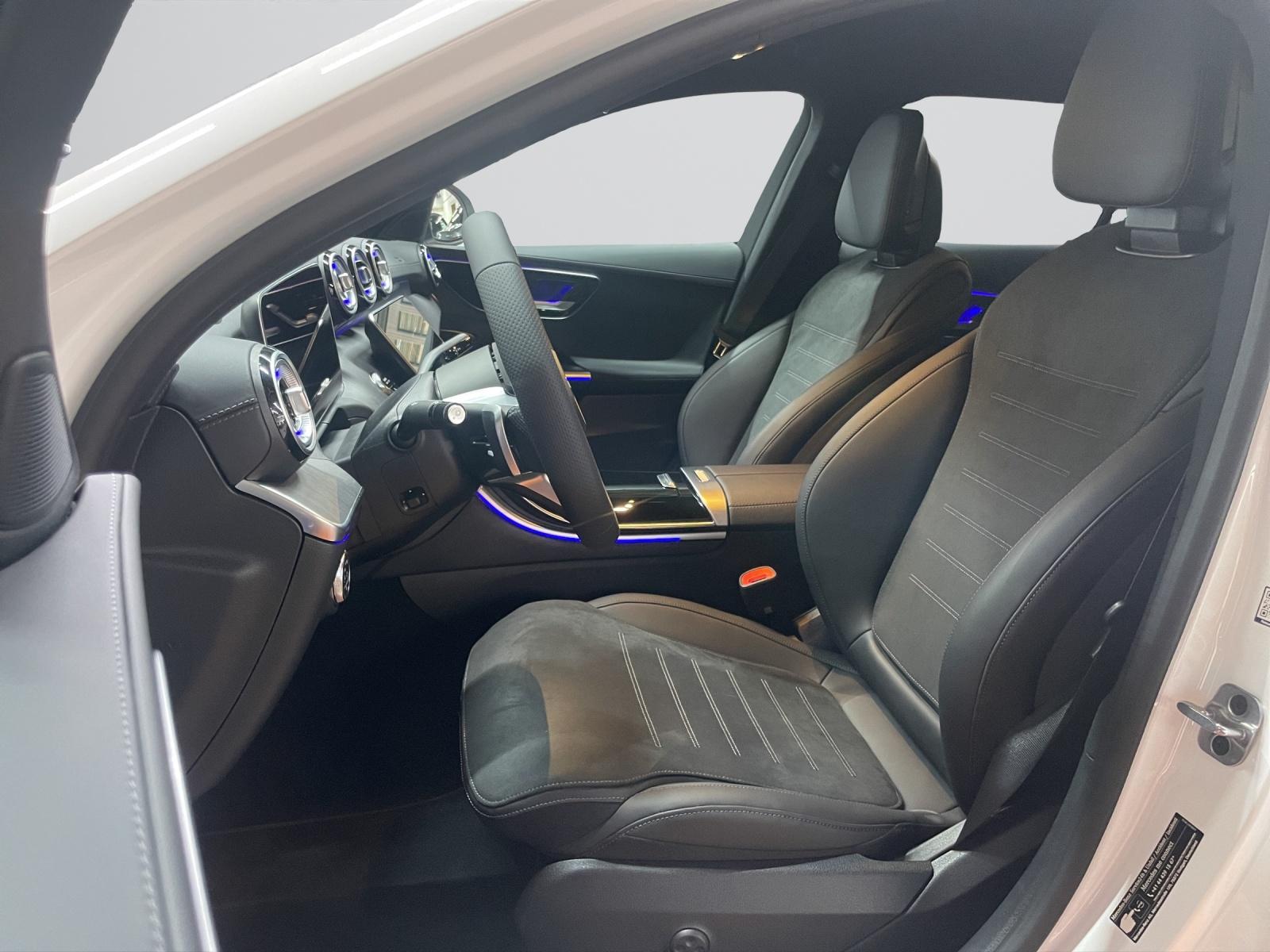 MERCEDES-BENZ C 220 d 4MATIC Swiss Star T-Modell AMG Line-image-4