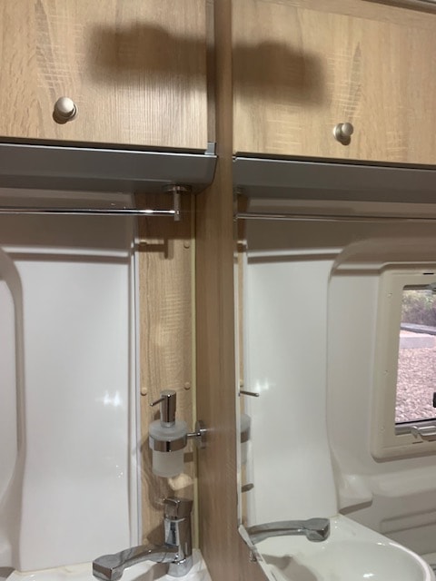 CLEVER VANS Runner 636-image-8