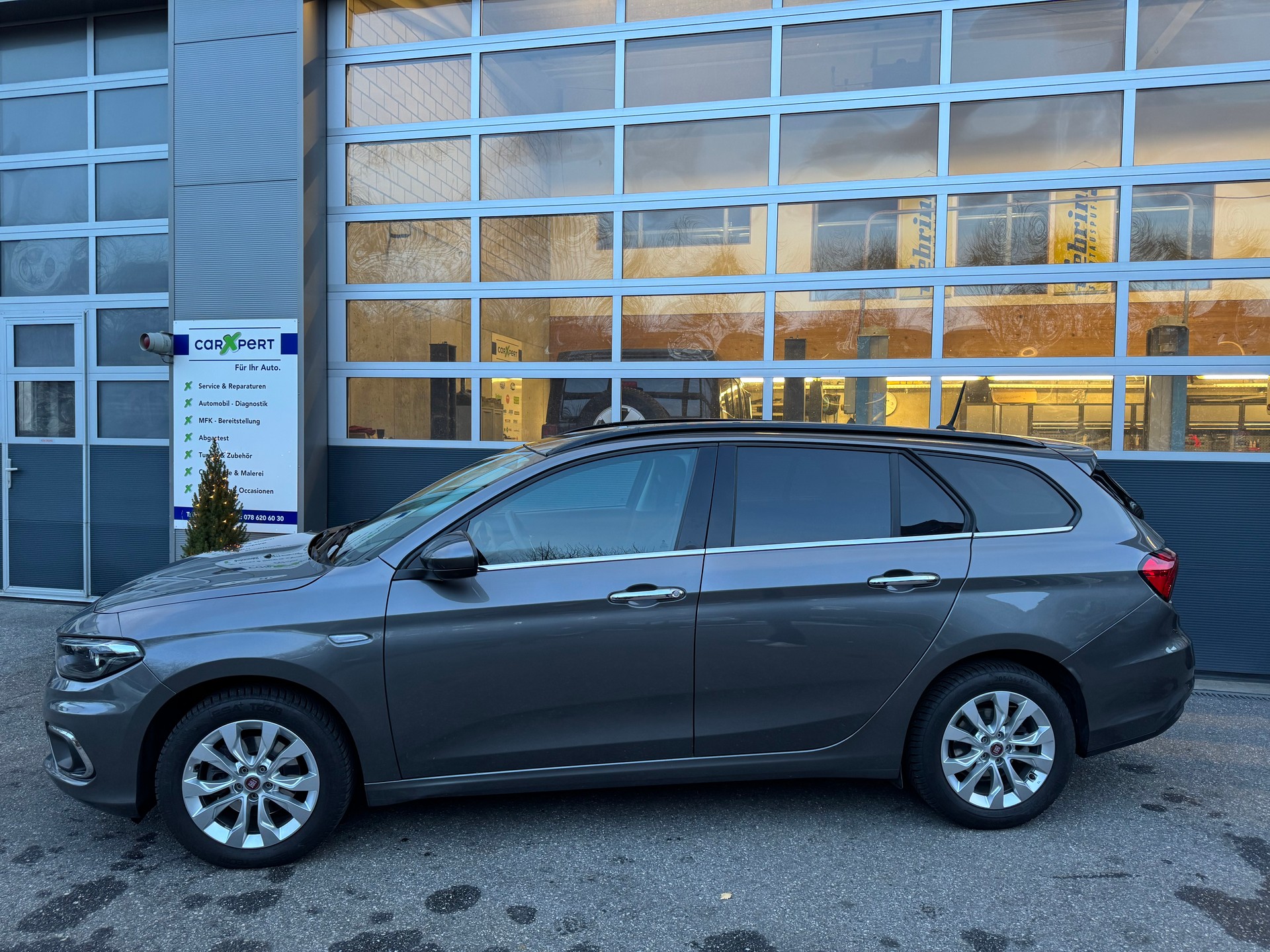 FIAT Tipo 1.6MJ Station Wagon Lounge DCT-image-3