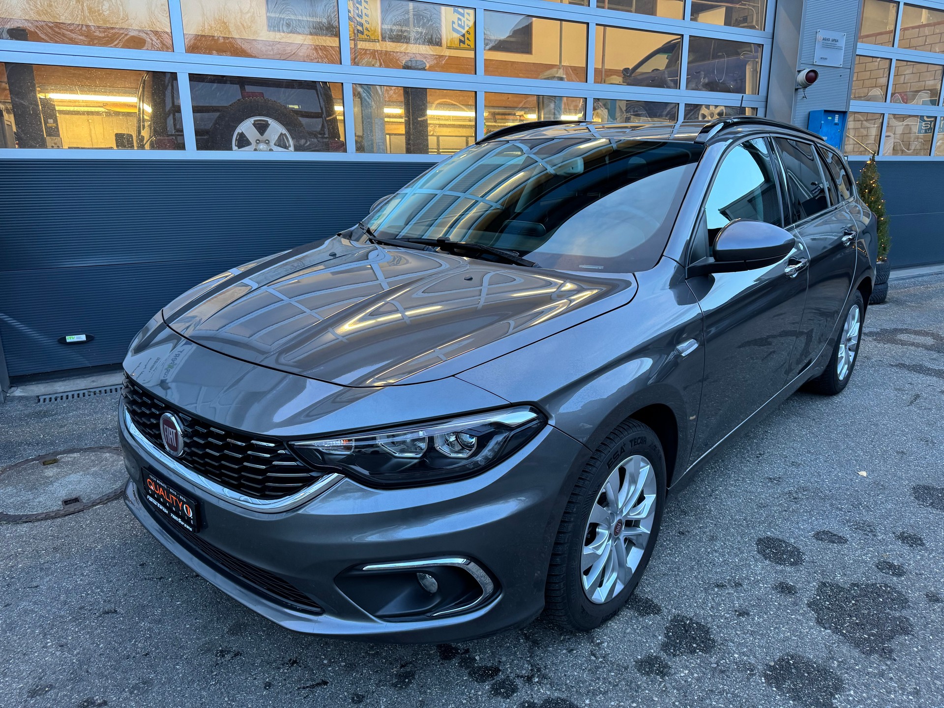 FIAT Tipo 1.6MJ Station Wagon Lounge DCT-image-11
