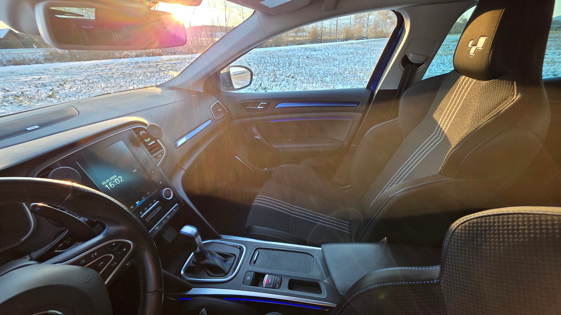 RENAULT Mégane 1.6 16V Turbo TCe 205 GT EDC-image-4