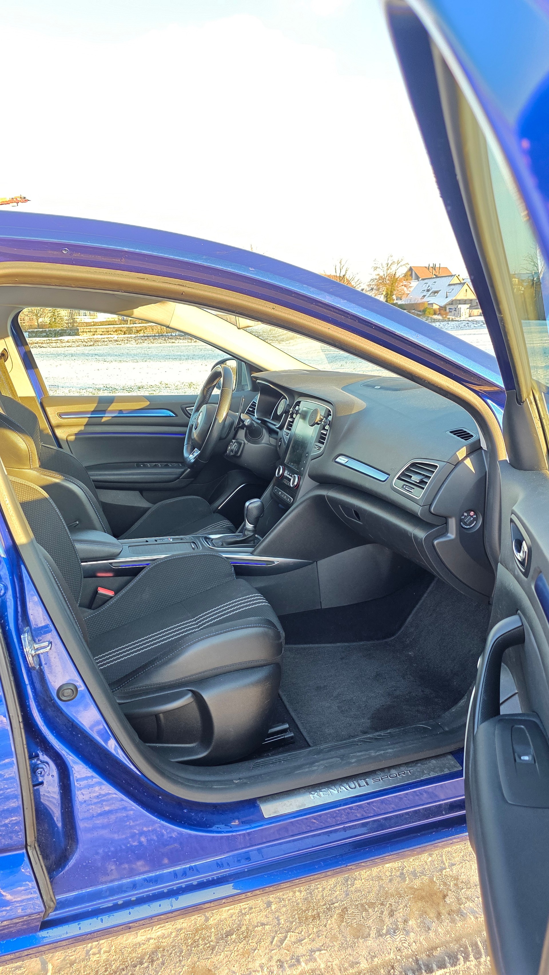 RENAULT Mégane 1.6 16V Turbo TCe 205 GT EDC-image-3