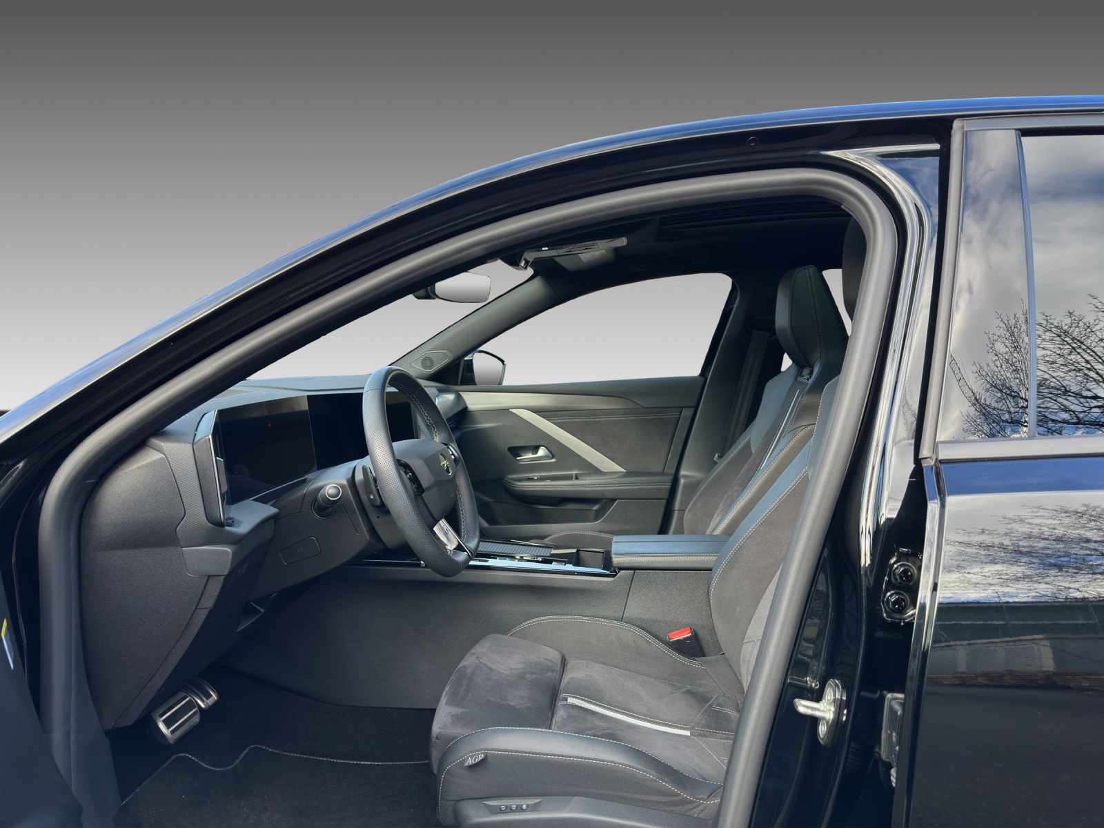 OPEL Astra 1.6 PHEV Turbo GSe A-image-8