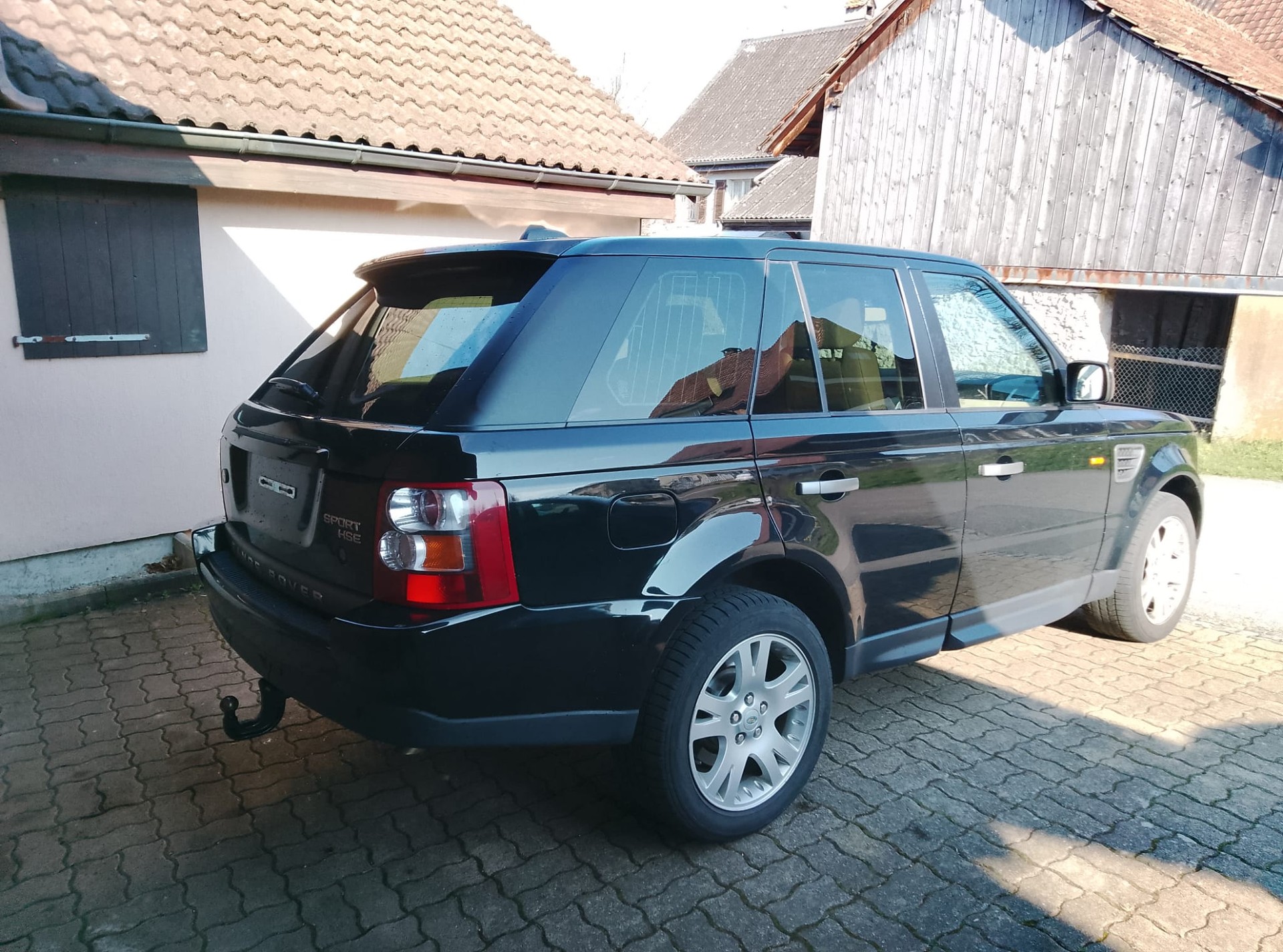LAND ROVER Range Rover Sport 4.4 V8 HSE Automatic-image-2