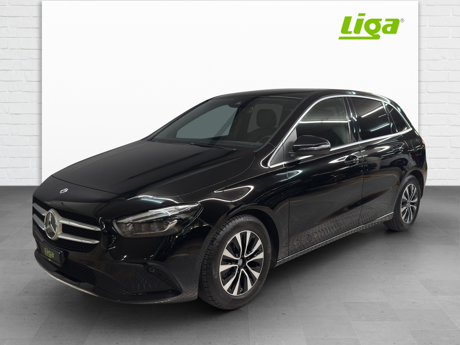 MERCEDES-BENZ B 180 Progressive-image-1