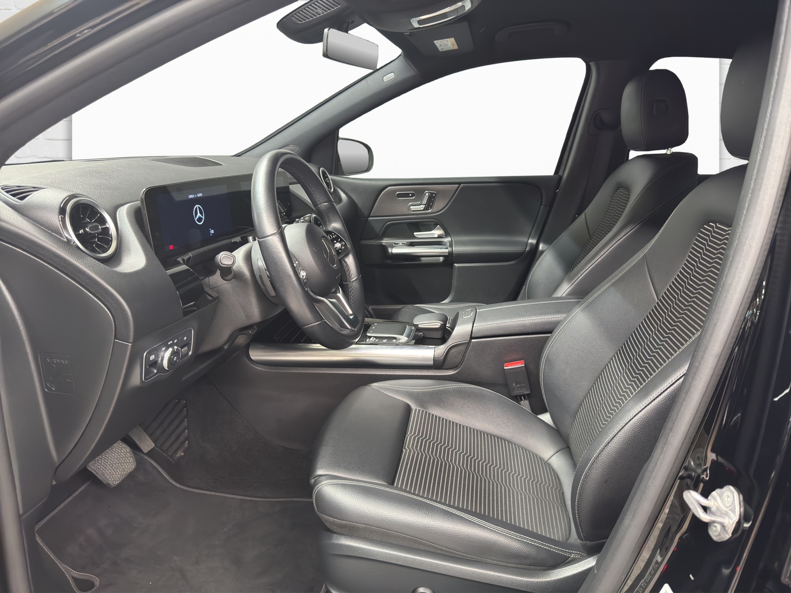 MERCEDES-BENZ B 180 Progressive-image-6