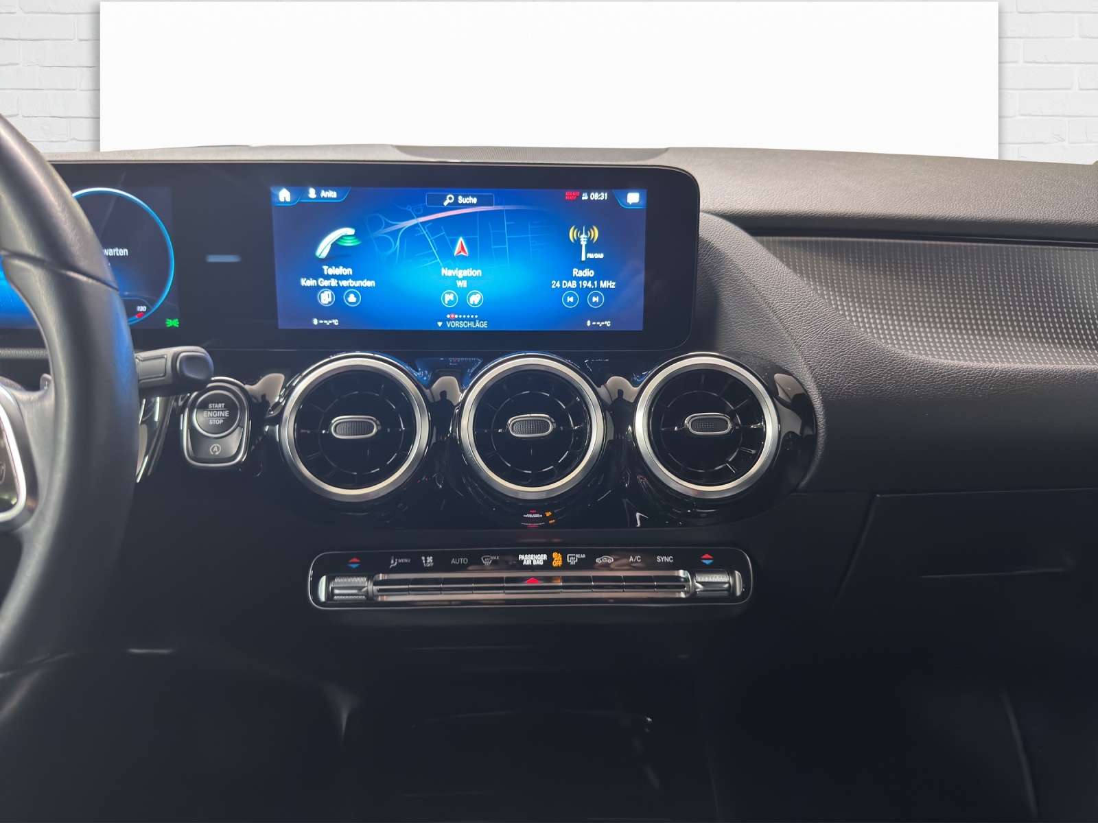 MERCEDES-BENZ B 180 Progressive-image-8