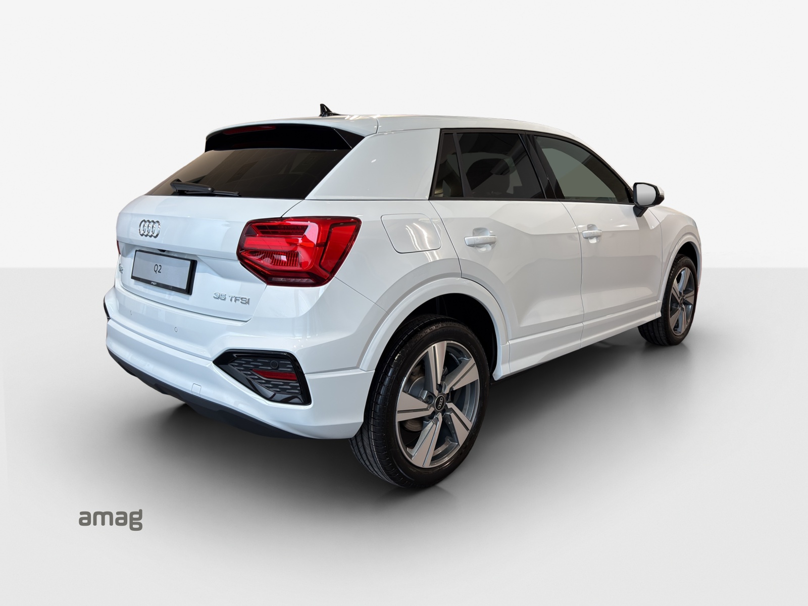 AUDI Q2 35 TFSI advanced S-tronic-image-4