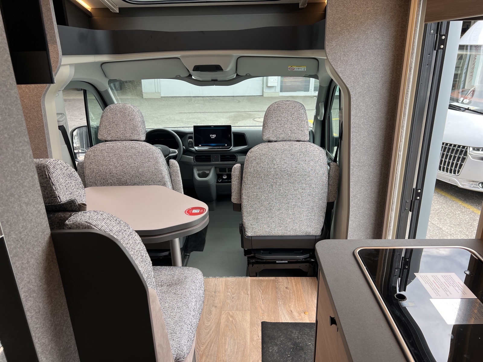 DETHLEFFS Globebus Performance 4x4 T 46-image-11