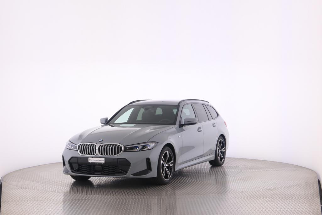 BMW 320d xDrive Touring-image-0