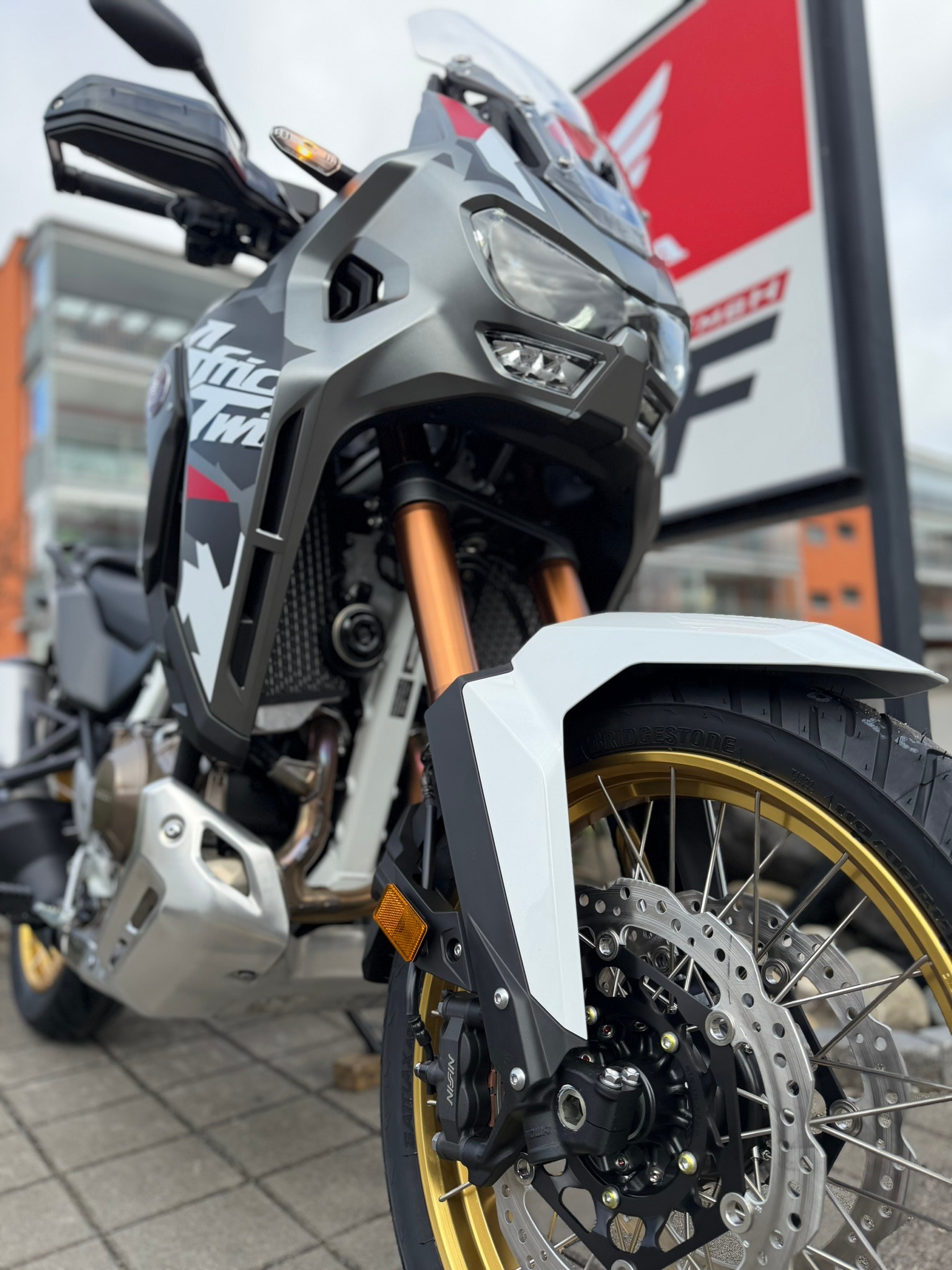 HONDA CRF 1100 Africa Twin Adventure Sports-image-12