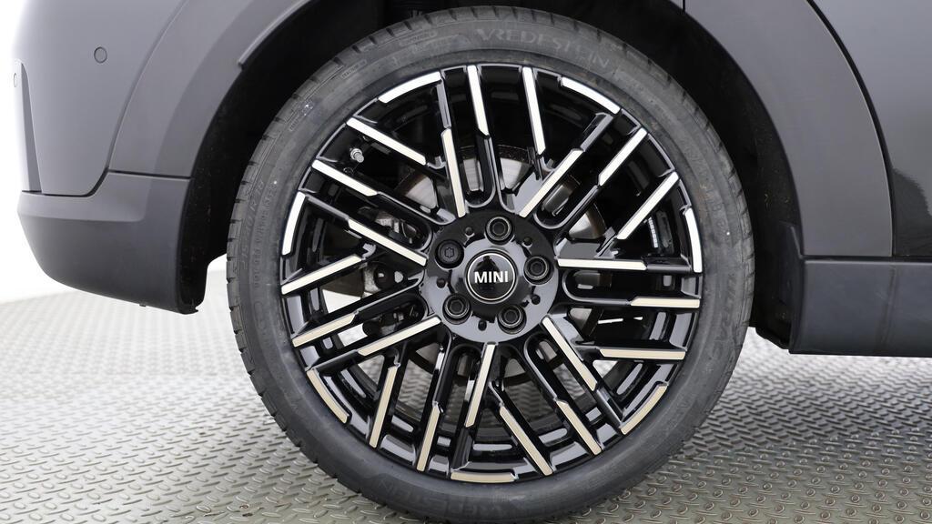 MINI Cooper 5 door C-image-7