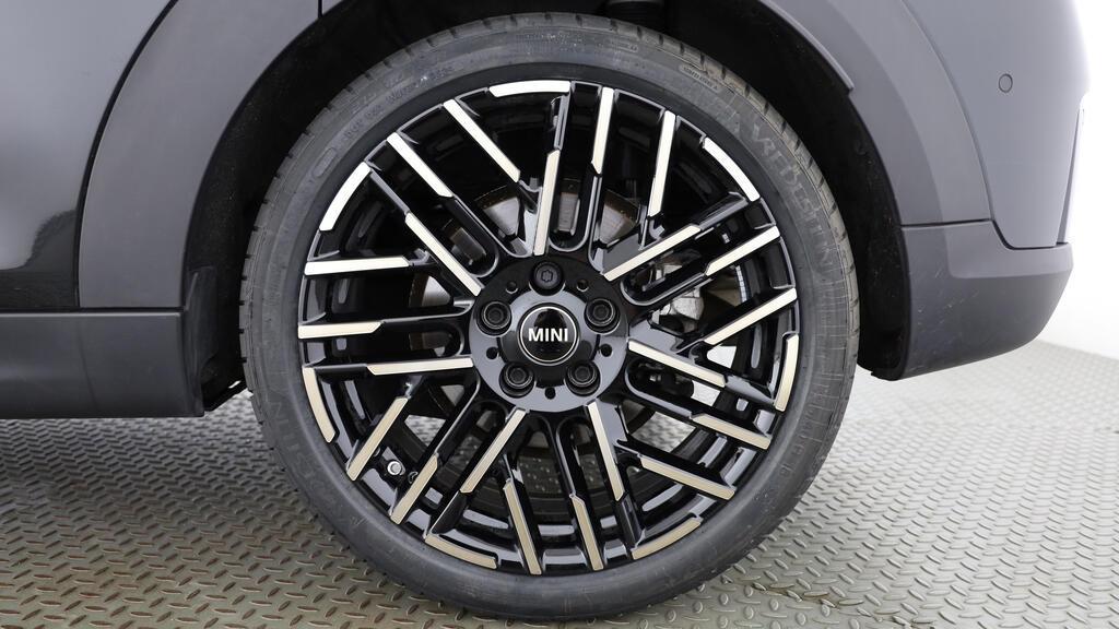 MINI Cooper 5 door C-image-10