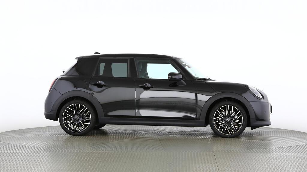 MINI Cooper 5 door C-image-1
