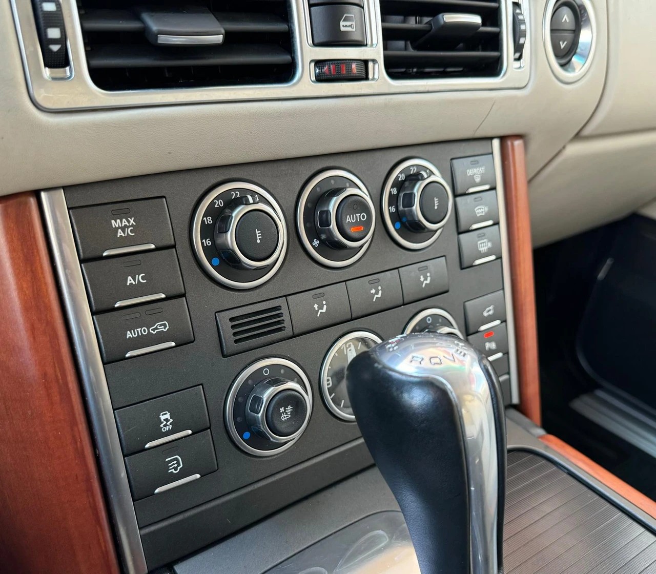LAND ROVER Range Rover 5.0 V8 SC Autobiography Automatic-image-18