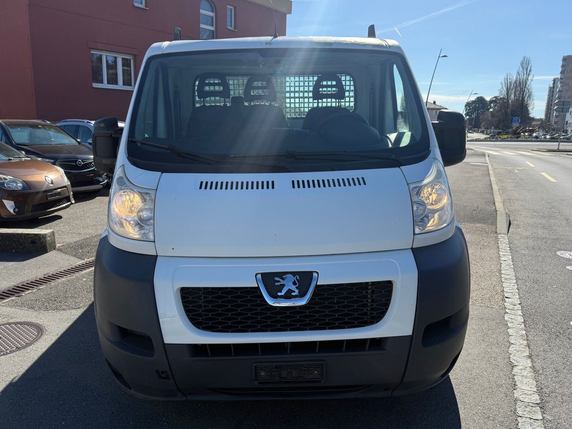 PEUGEOT Boxer 2.2 HDI 335 L2