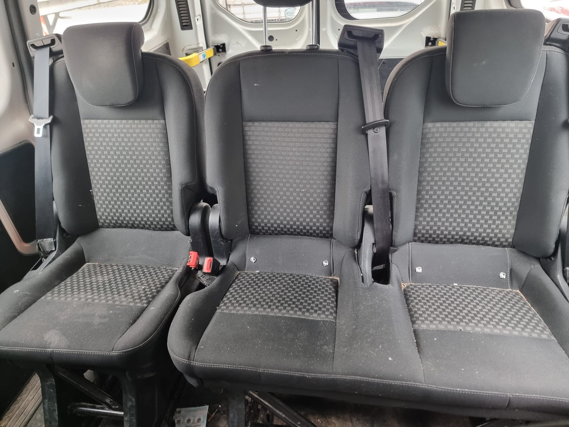 FORD Transit Custom 320 L1H1 Ambiente-image-6