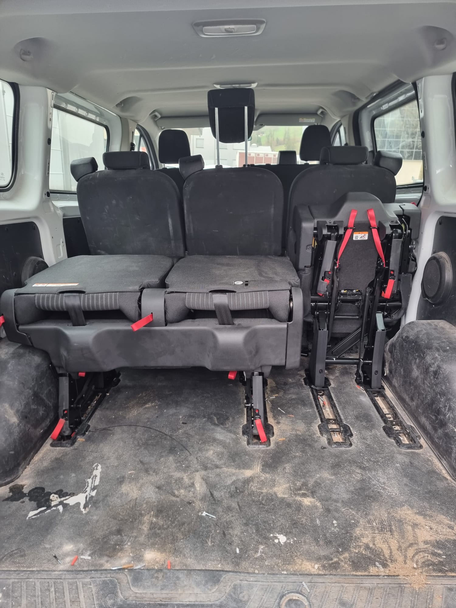 FORD Transit Custom 320 L1H1 Ambiente-image-10