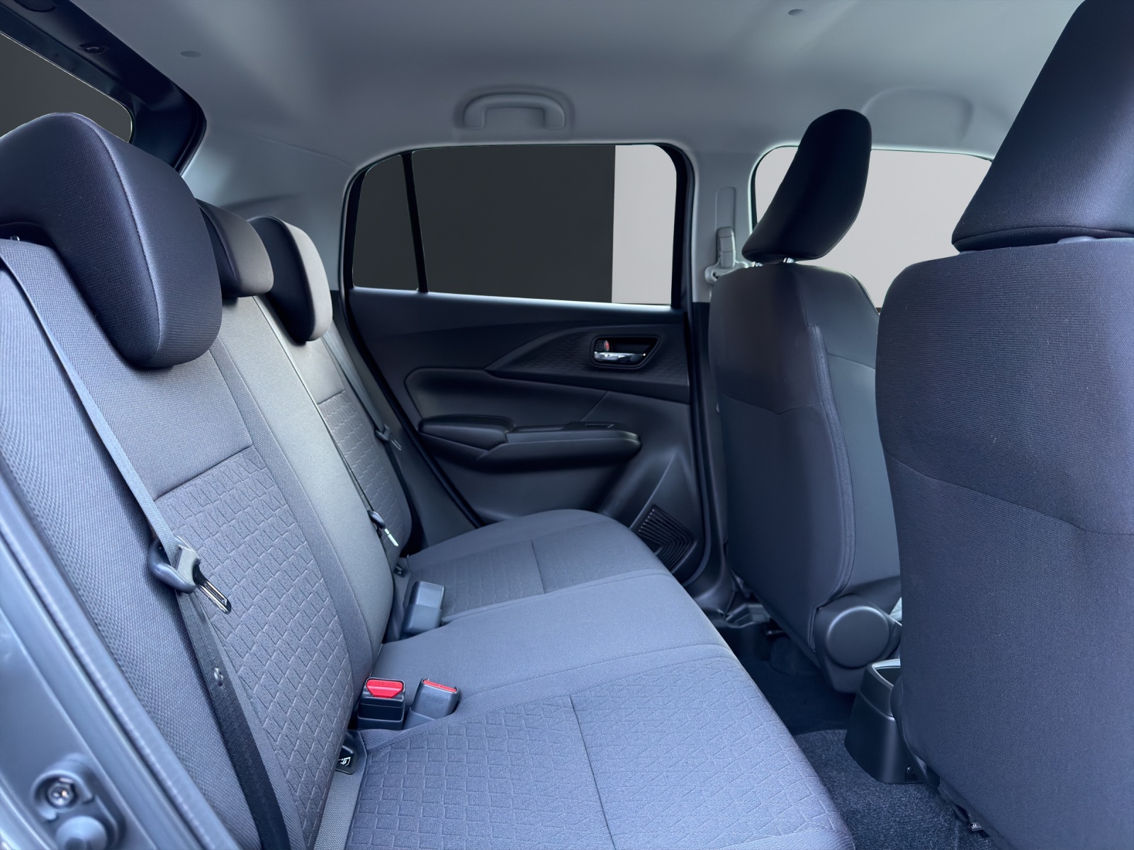 SUZUKI Swift 1.2 Sakura Top Hybrid 4x4-image-14