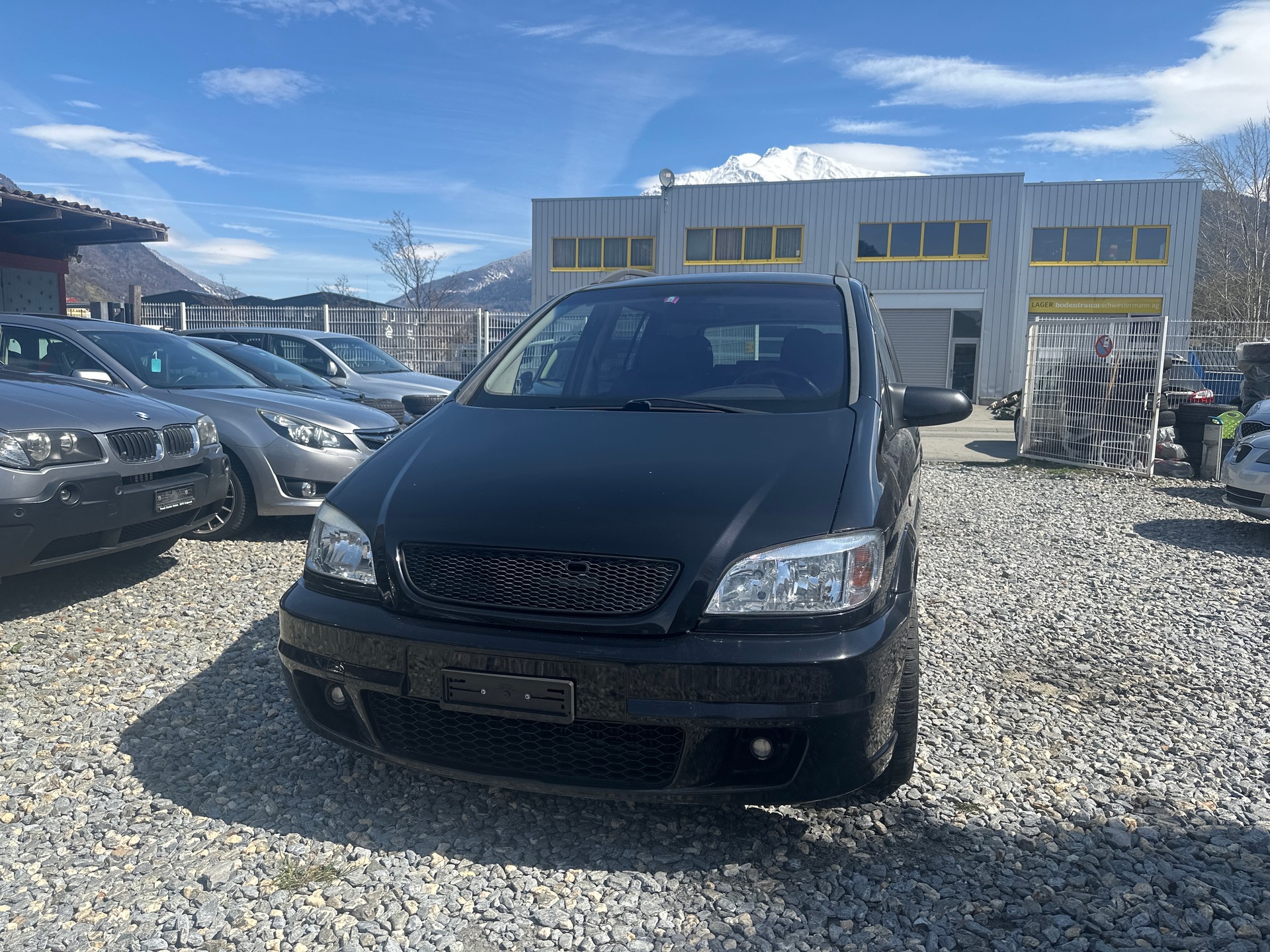 OPEL Zafira 2.0i Turbo OPC-image-1
