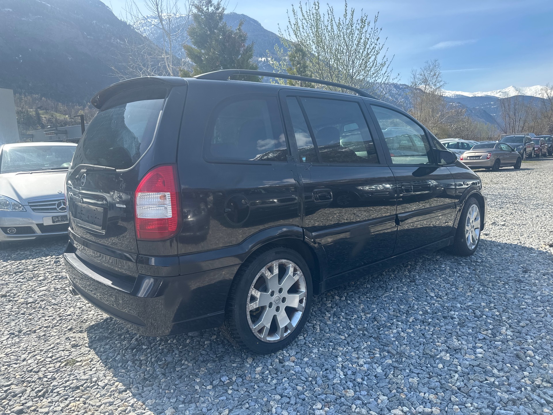 OPEL Zafira 2.0i Turbo OPC-image-3