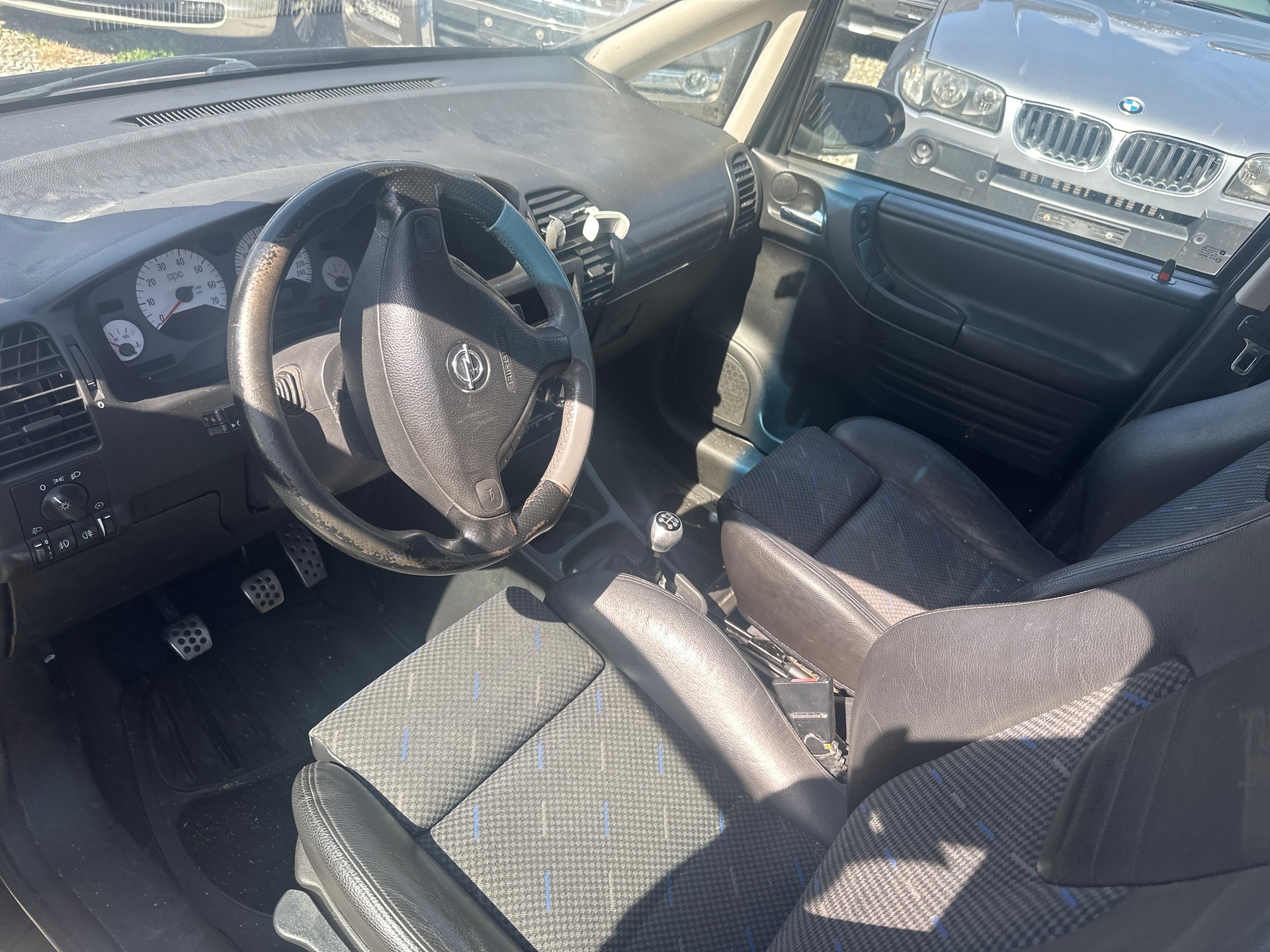 OPEL Zafira 2.0i Turbo OPC-image-6