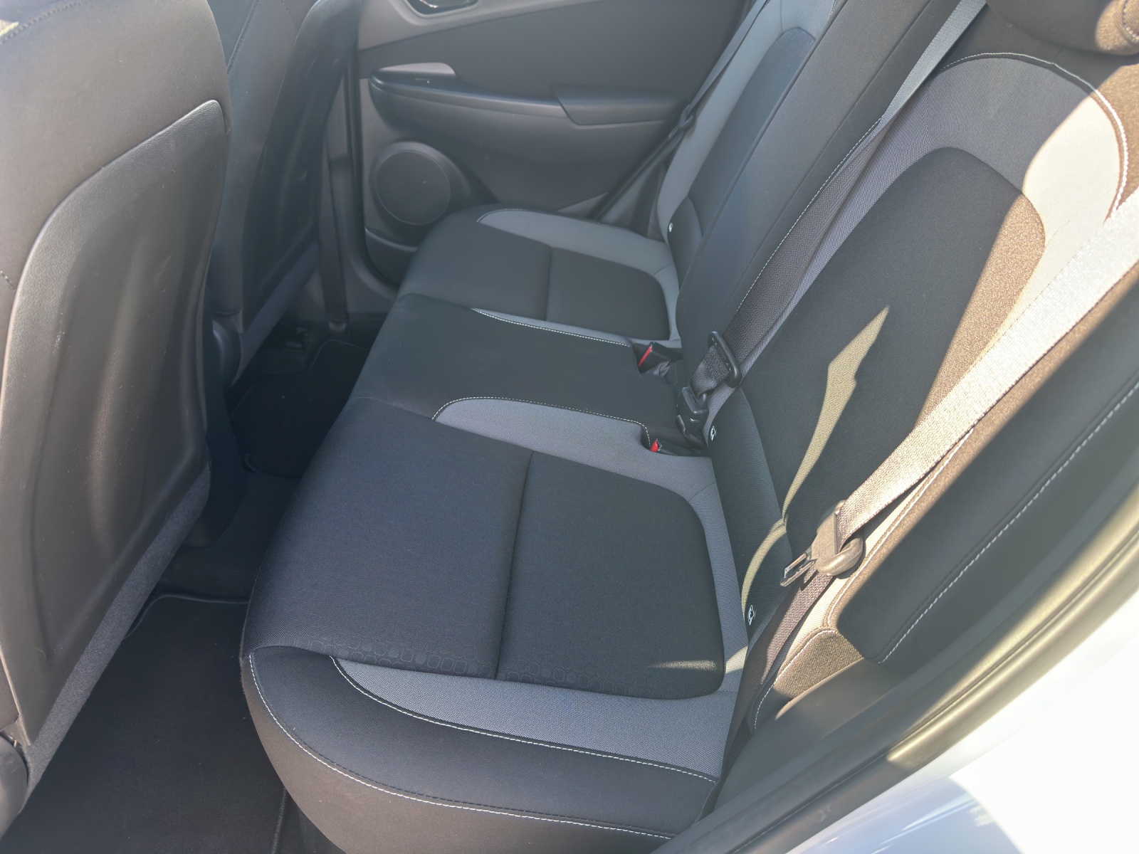 HYUNDAI Kona 1.6 GDi HEV Origo DCT-image-11