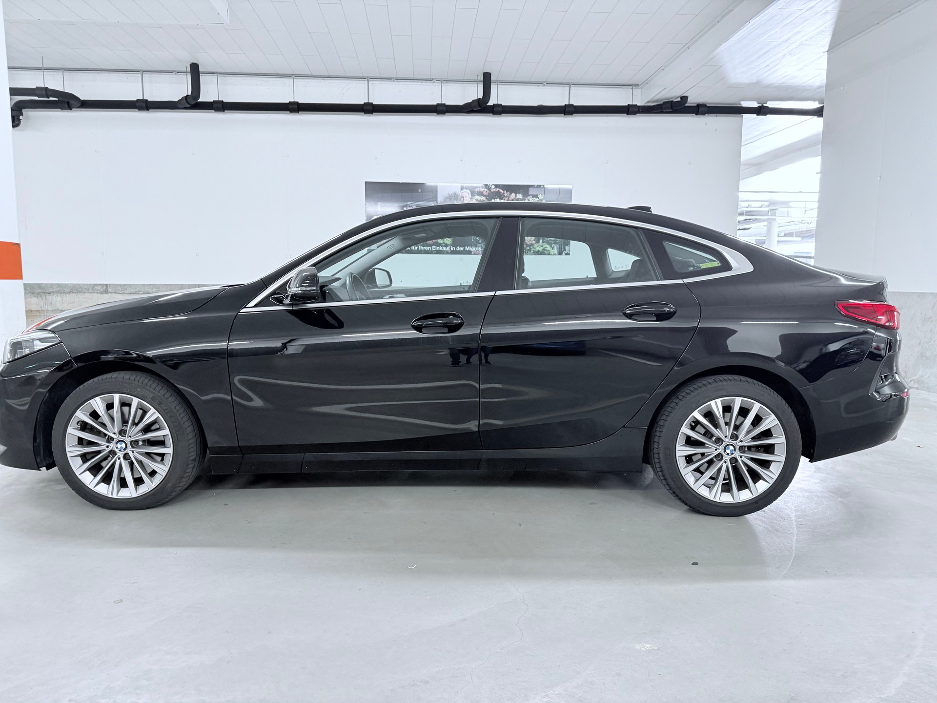 BMW 220d Gran Coupé xDrive M Sport Steptronic-image-5