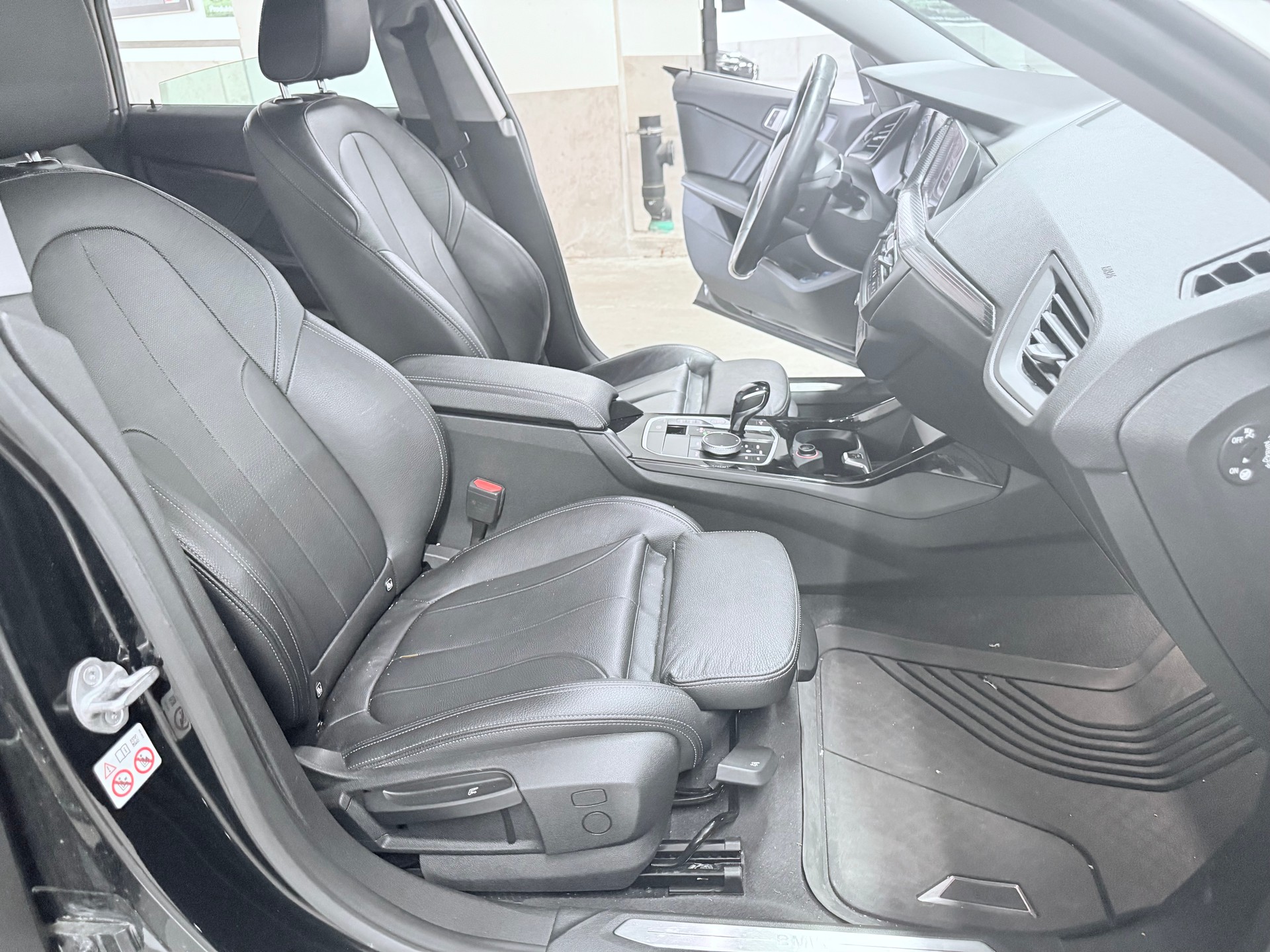 BMW 220d Gran Coupé xDrive M Sport Steptronic-image-13