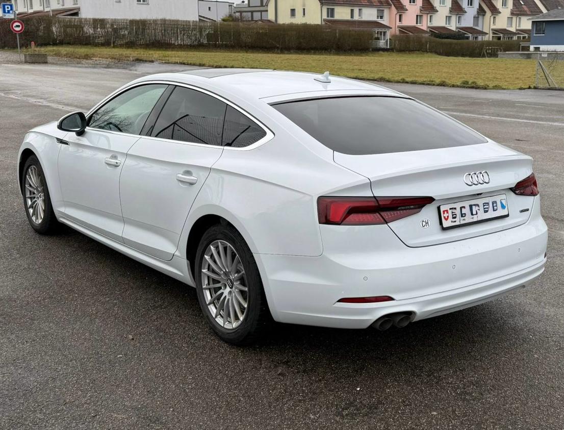 AUDI A5 Sportback-image-1