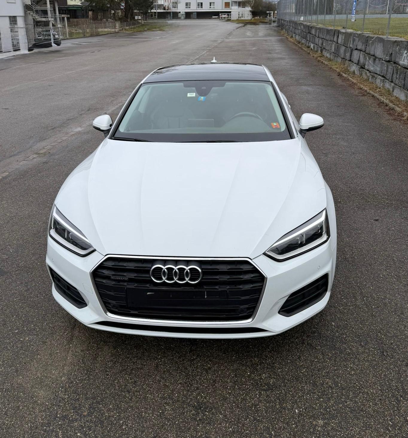 AUDI A5 Sportback-image-2