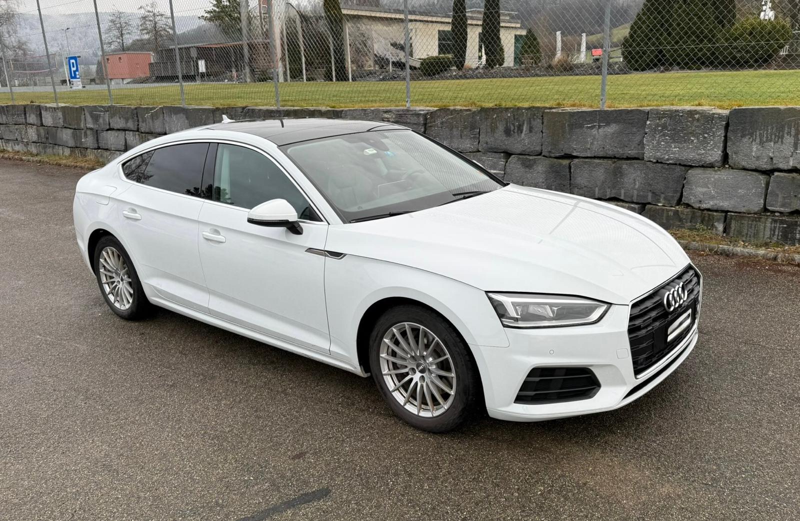 AUDI A5 Sportback-image-0