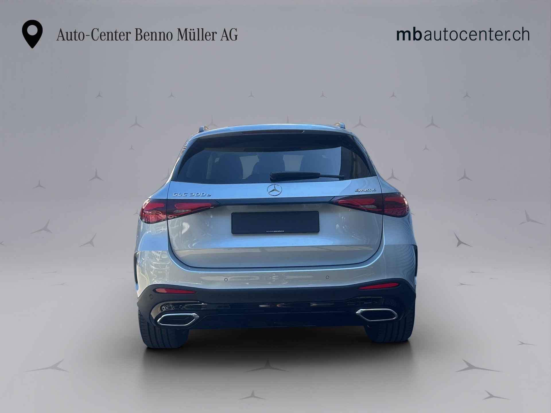 MERCEDES-BENZ GLC 300 e EQ Star AMG Line 4matic-image-3