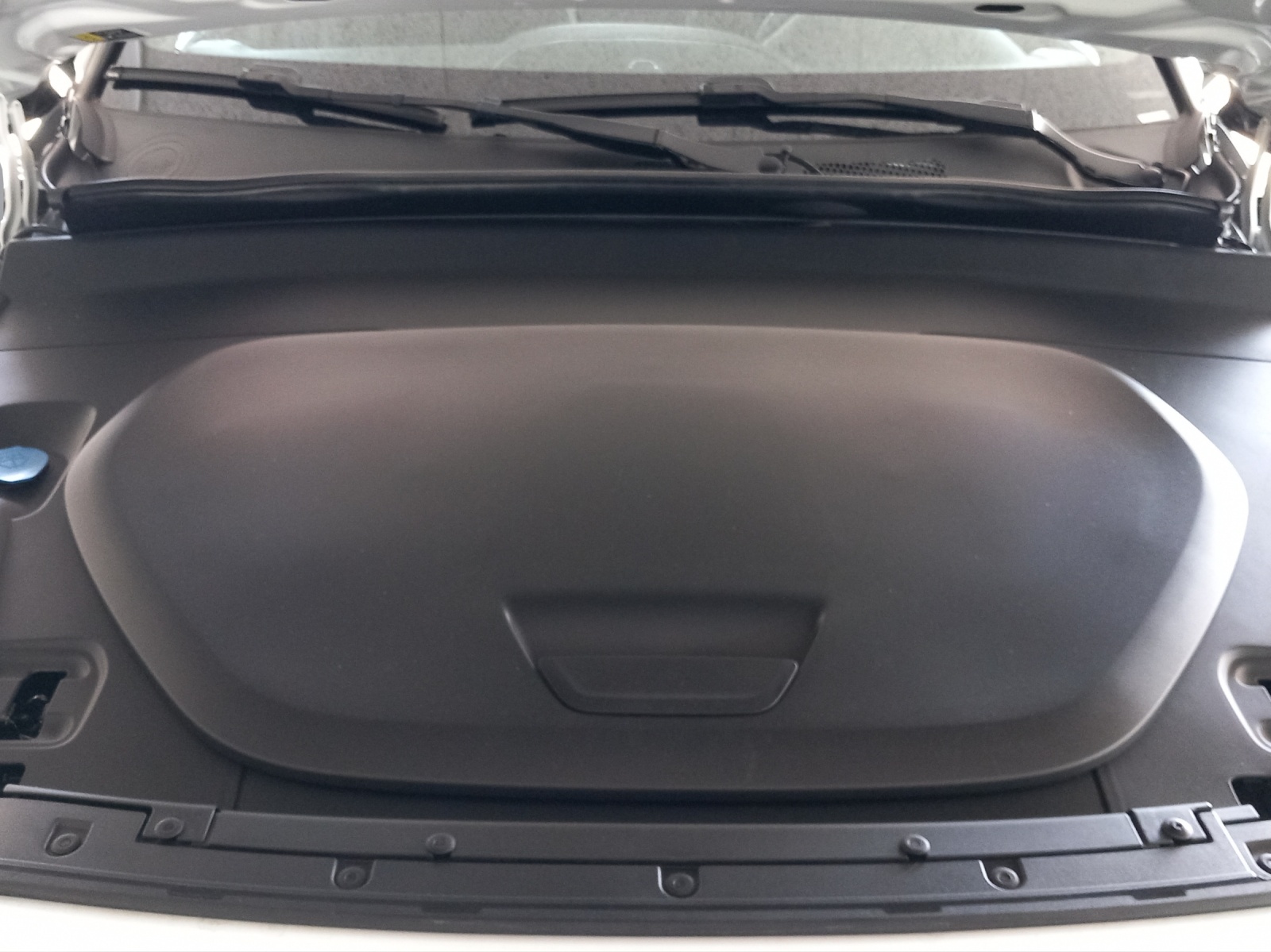 VOLVO C40 Recharge Twin-image-24