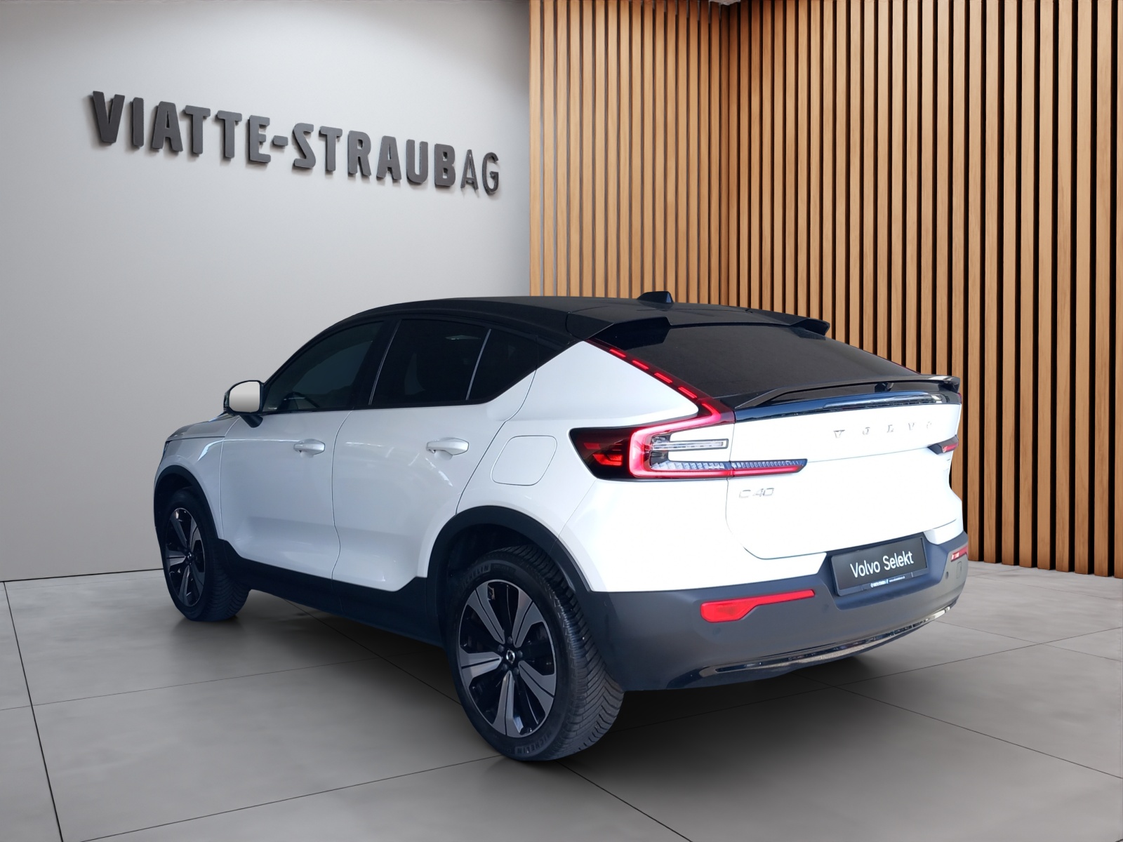 VOLVO C40 Recharge Twin-image-2