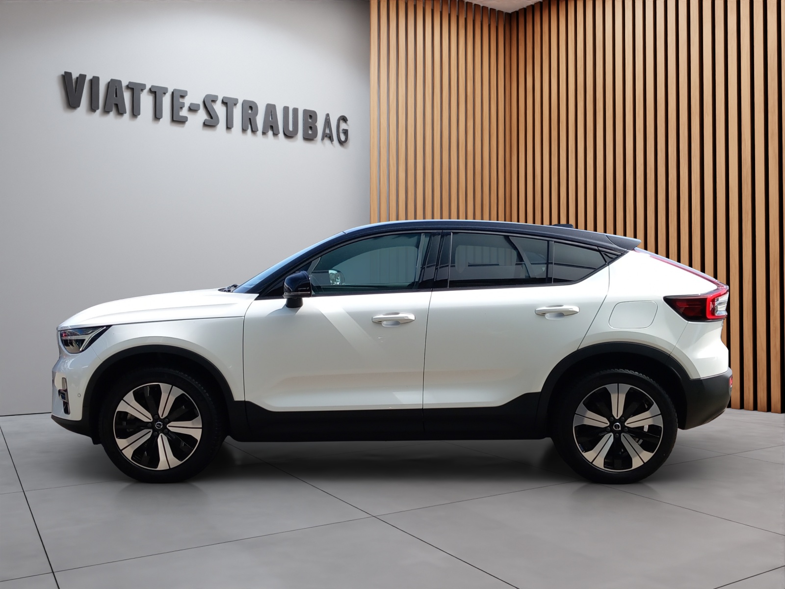 VOLVO C40 Recharge Twin-image-3