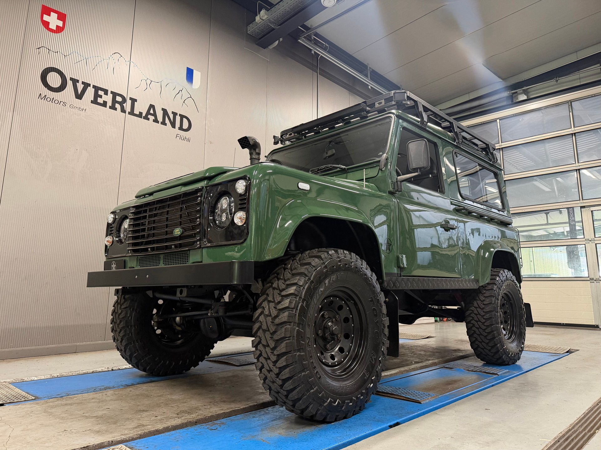 LAND ROVER Defender 90 SW 2.5 Td5-image-8