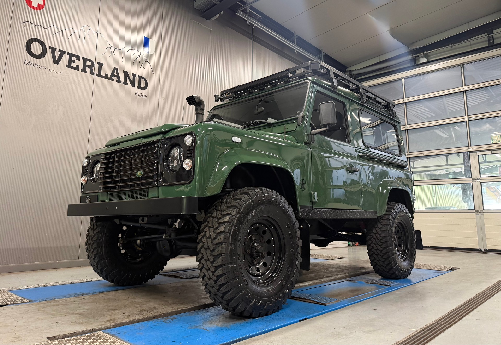 LAND ROVER Defender 90 SW 2.5 Td5