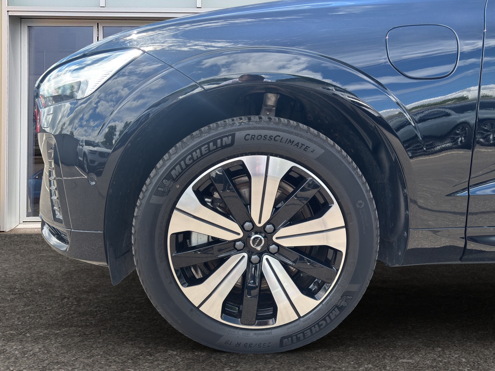 VOLVO XC60 2.0 T8 TE Plus Dark eAWD-image-16