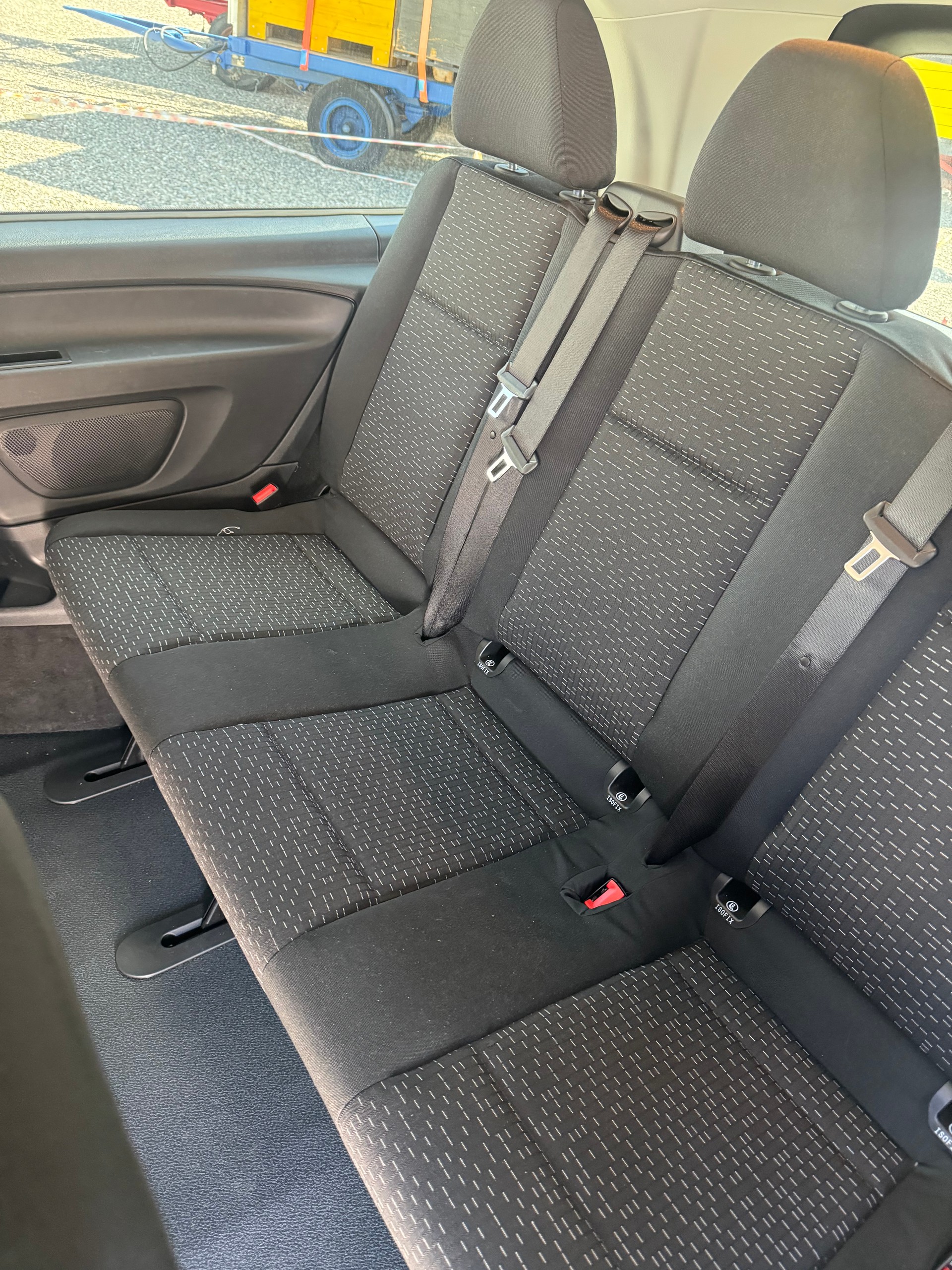MERCEDES-BENZ Vito 116 CDI Extralang Tourer 9G-Tronic 9 Sitzer-image-9