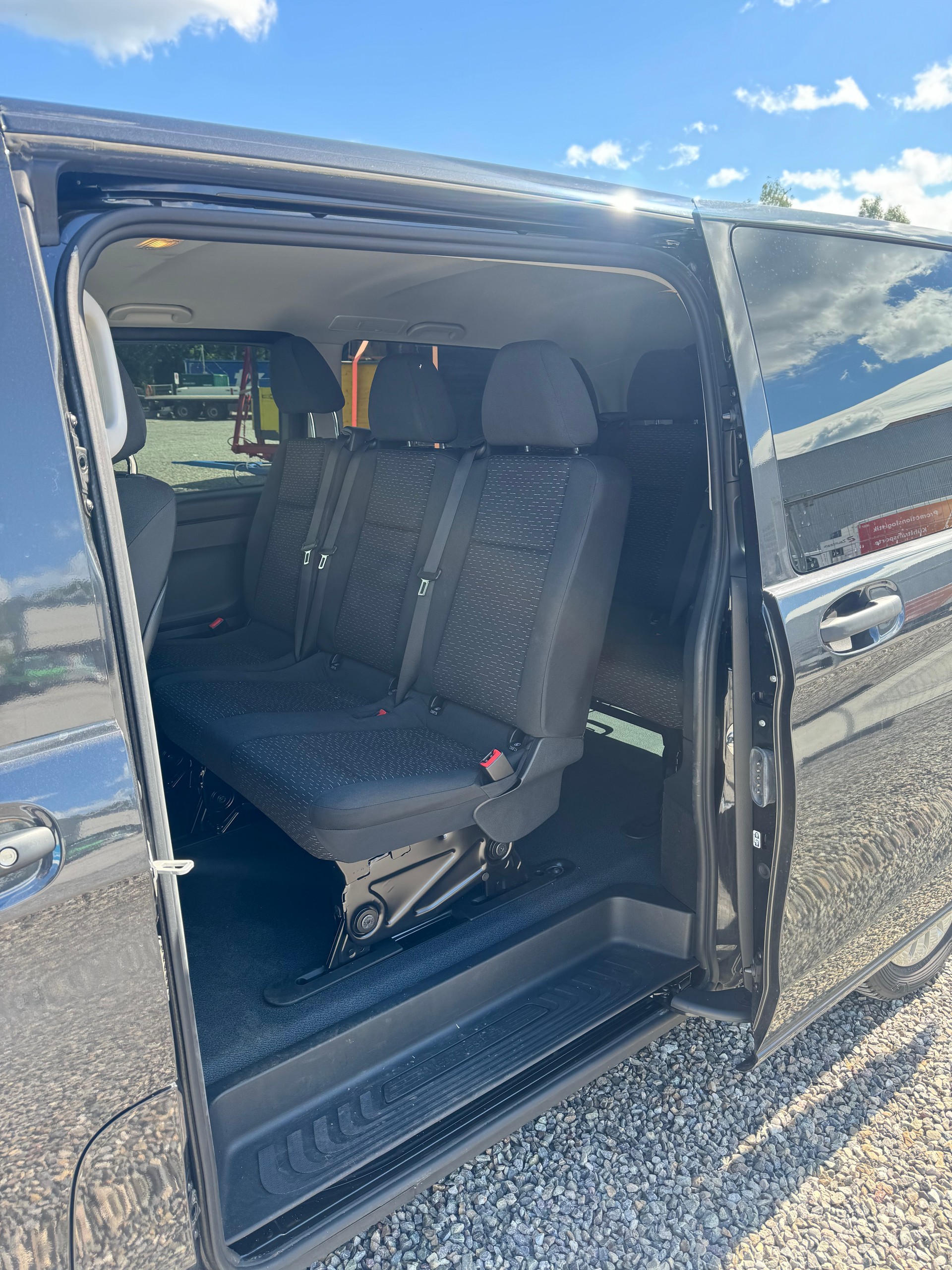 MERCEDES-BENZ Vito 116 CDI Extralang Tourer 9G-Tronic 9 Sitzer-image-7
