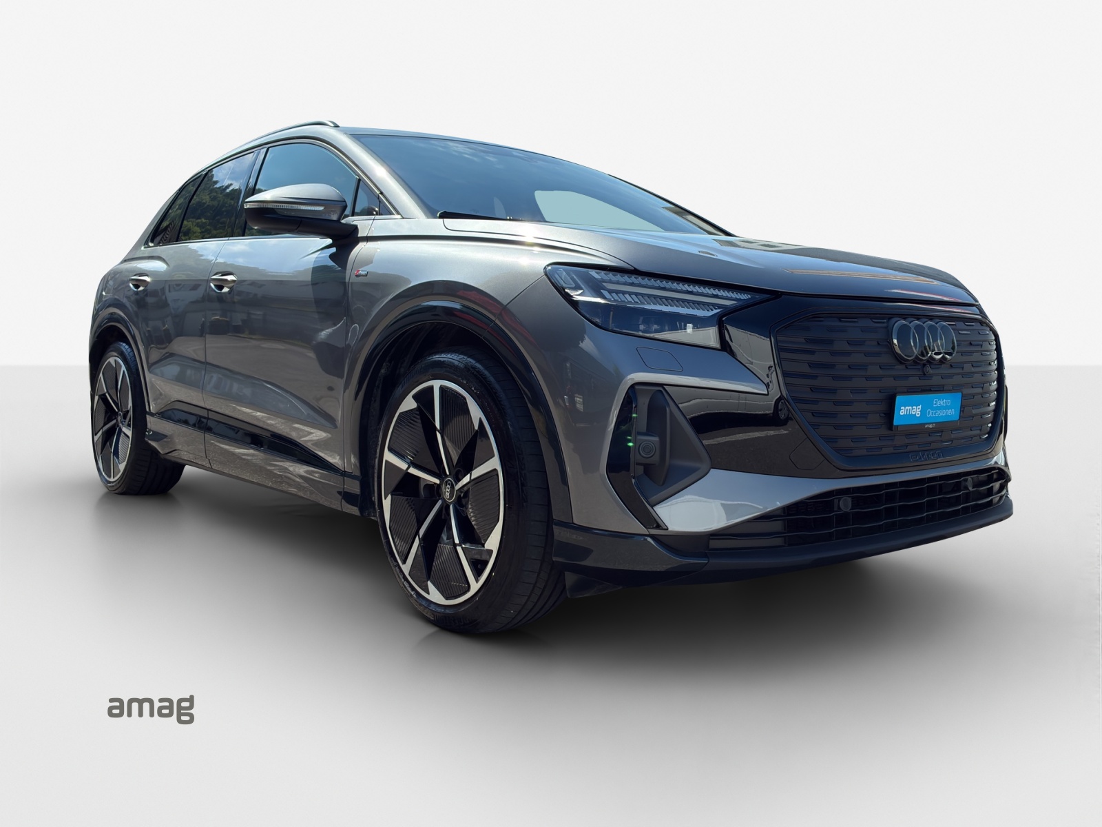 AUDI Q4 e-tron 40-image-6