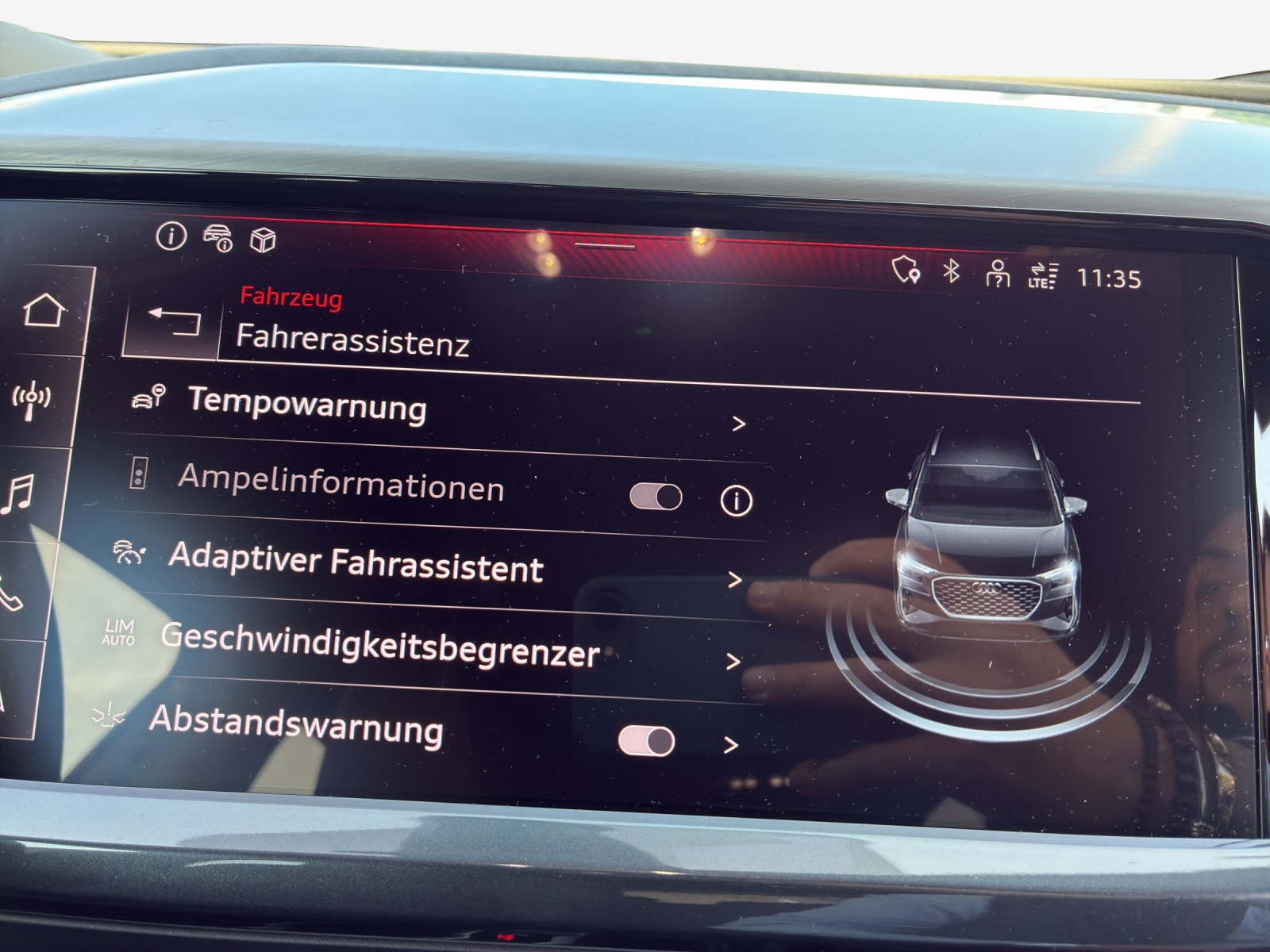 AUDI Q4 e-tron 40-image-14