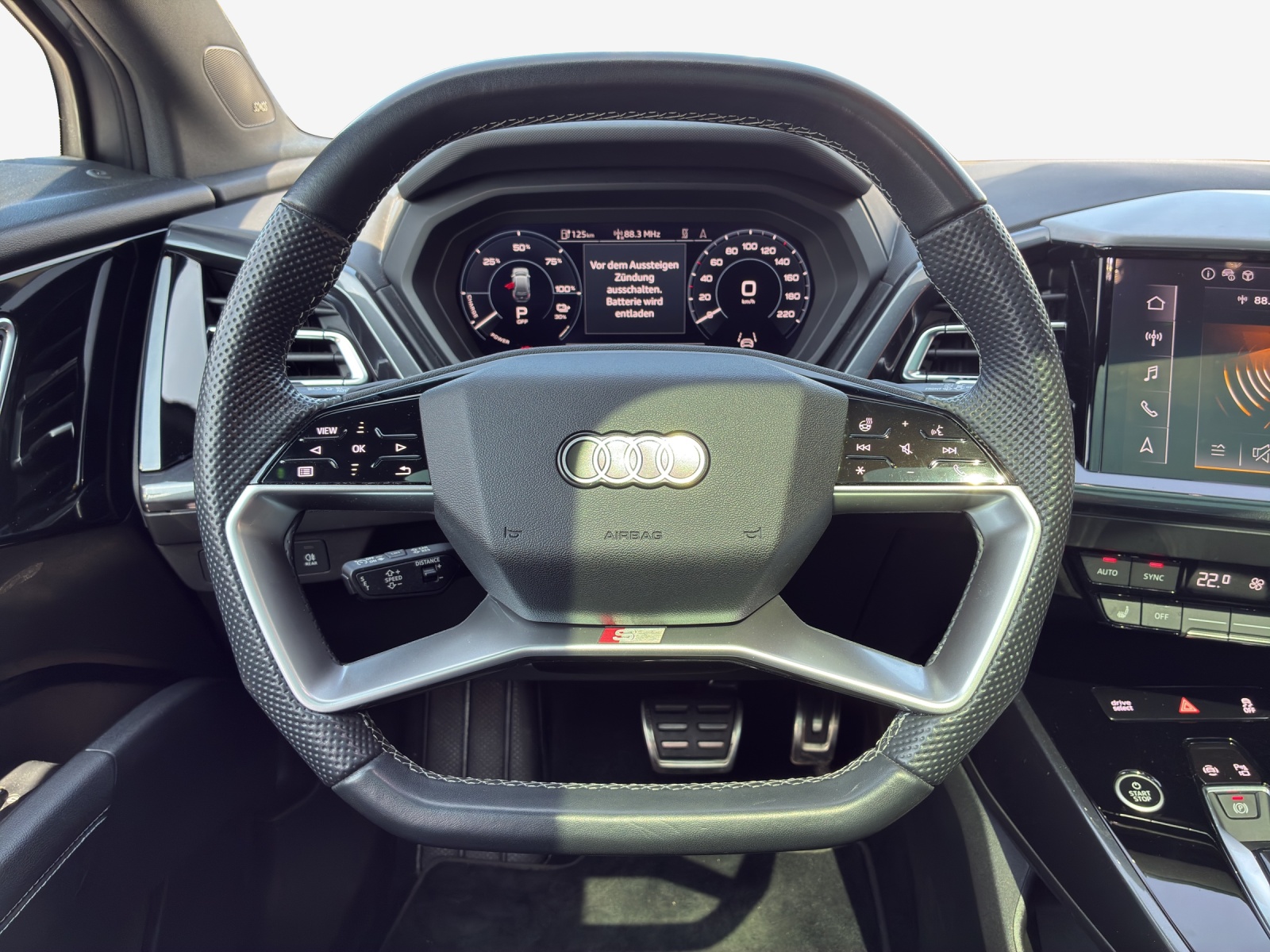 AUDI Q4 e-tron 40-image-10
