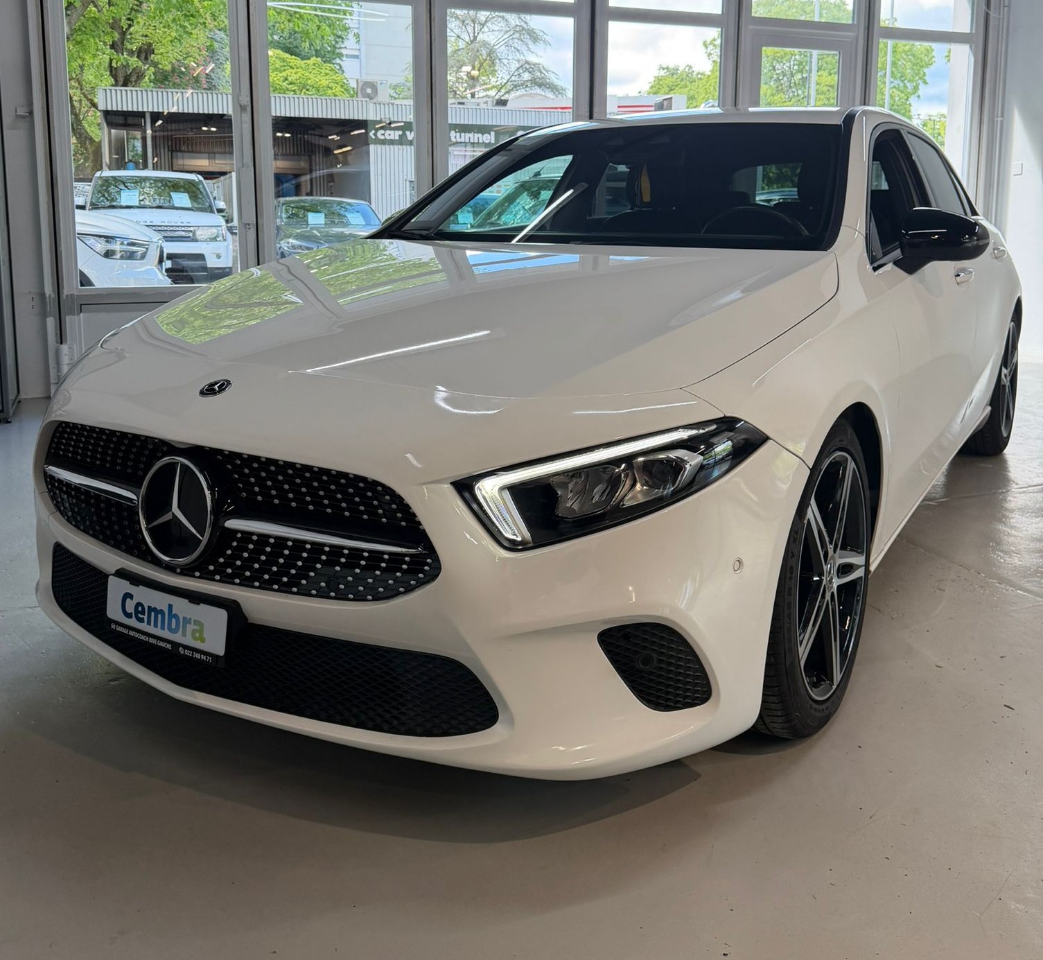 MERCEDES-BENZ A 180 Progressive 7G-DCT-showroom-element-3