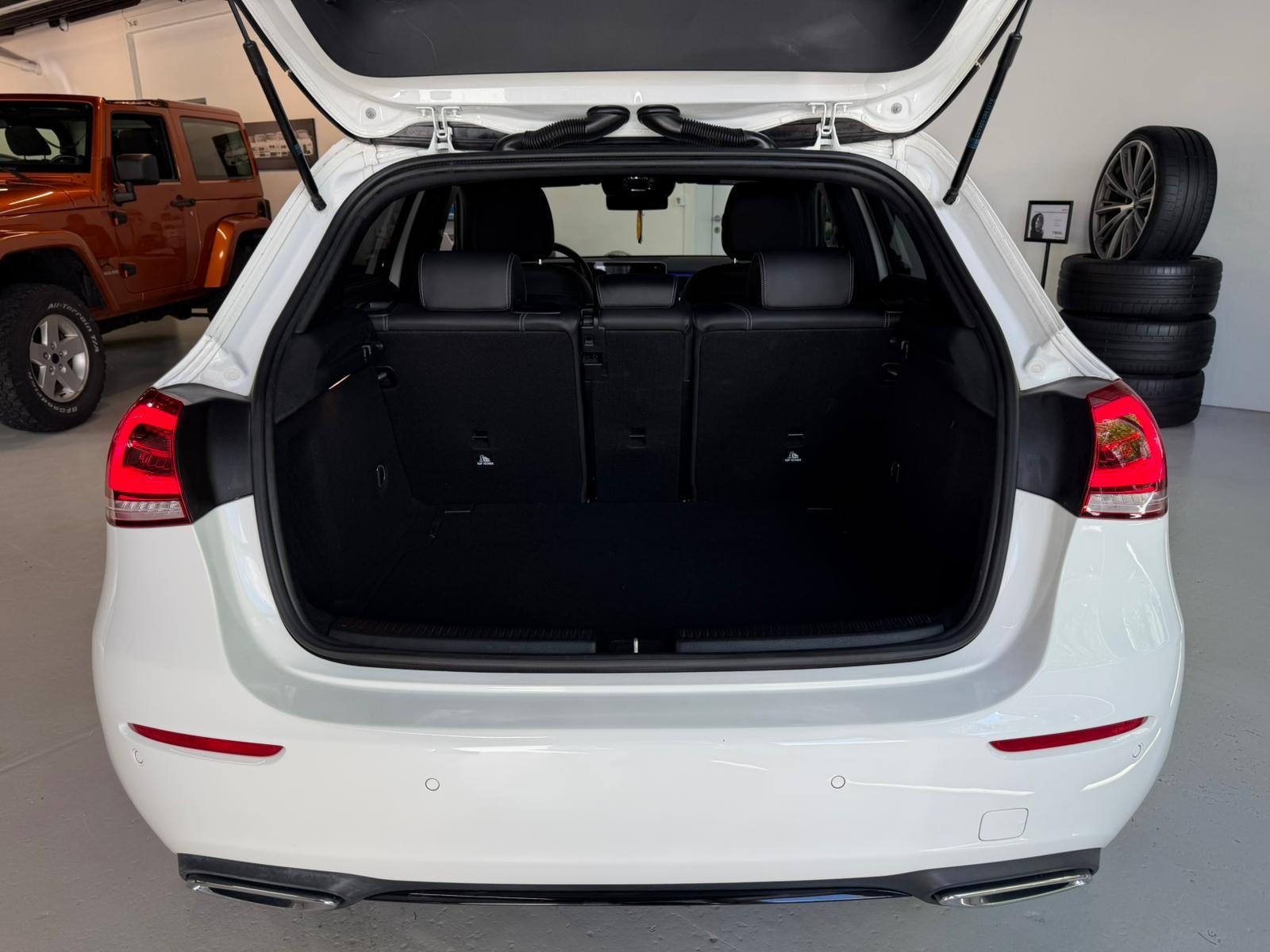 MERCEDES-BENZ A 180 Progressive 7G-DCT-image-10