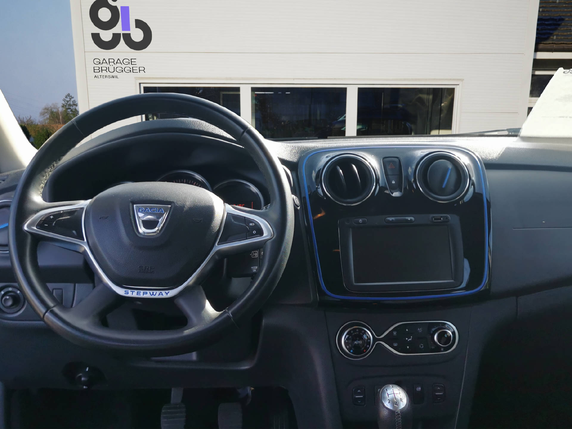 DACIA Logan MCV 1.0 TCe Stepway-image-6