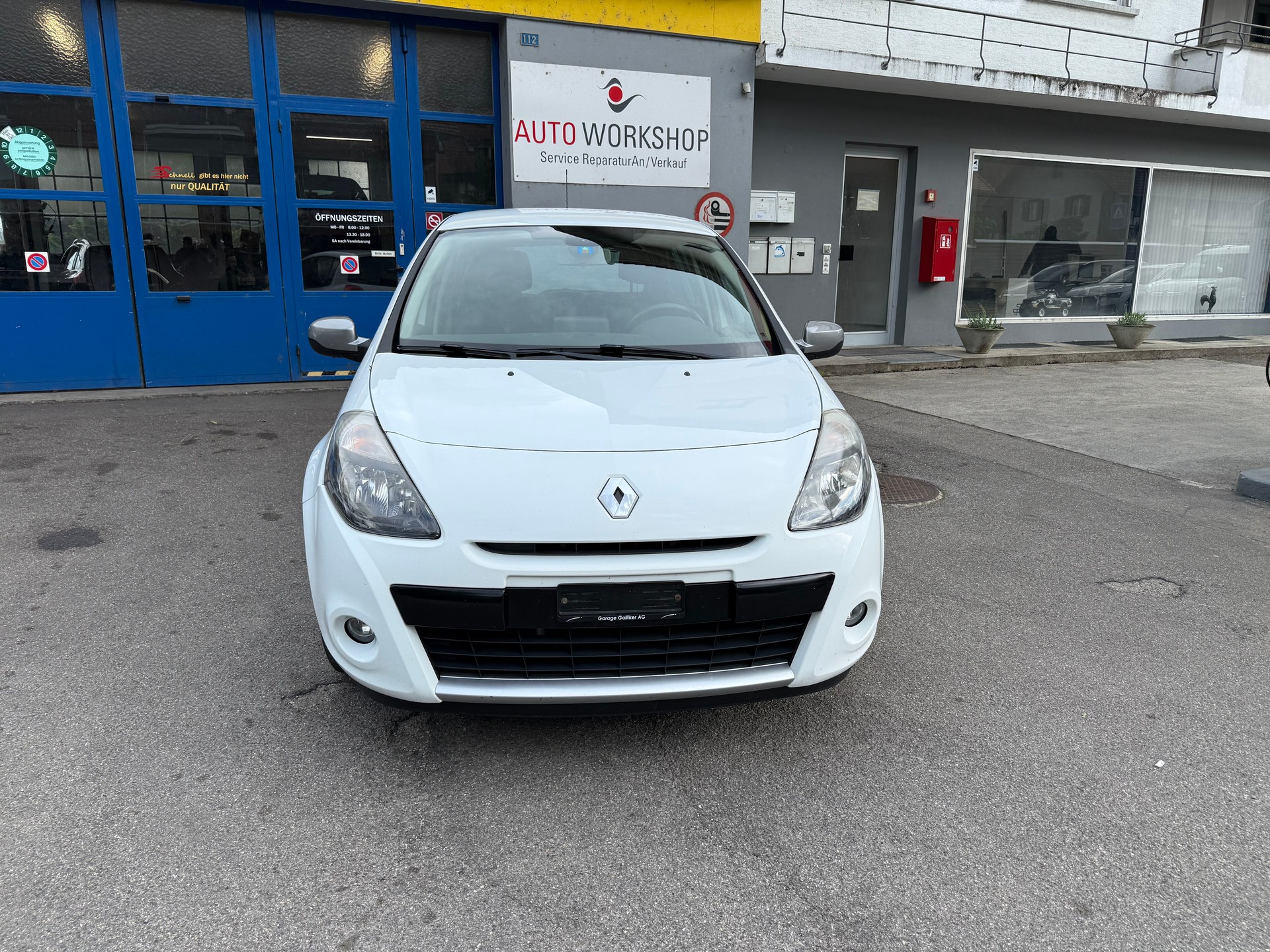 RENAULT Clio 1.6 16V Night&Day Automatic-image-7